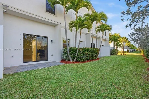 $3,450 | 816 Northwest 3rd Street, Unit 818, Pompano Beach, FL 33060
