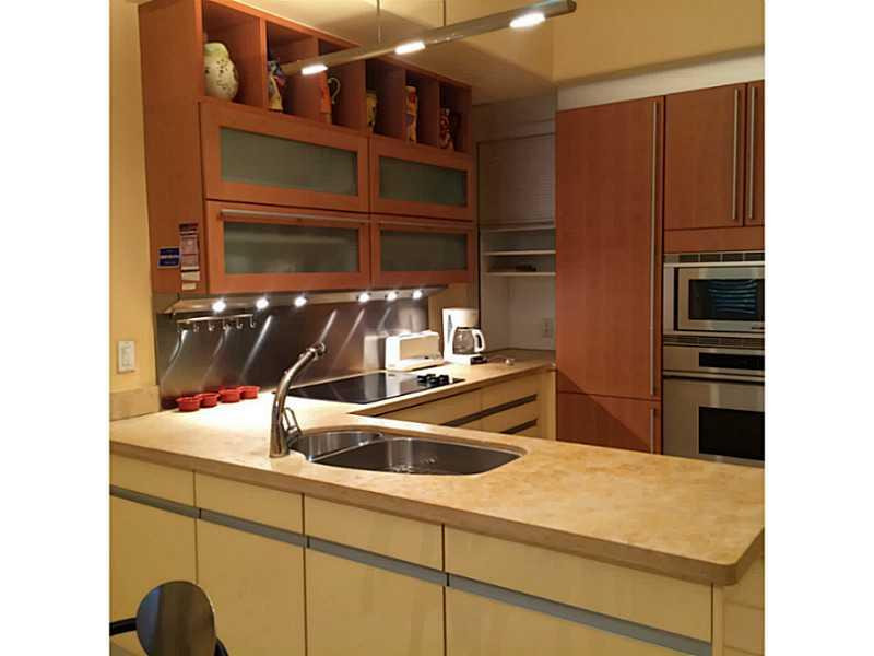 17588 Ashbourne Lane, Unit D Boca Raton, FL 33496 - Photo 9 of 22 Kitchen