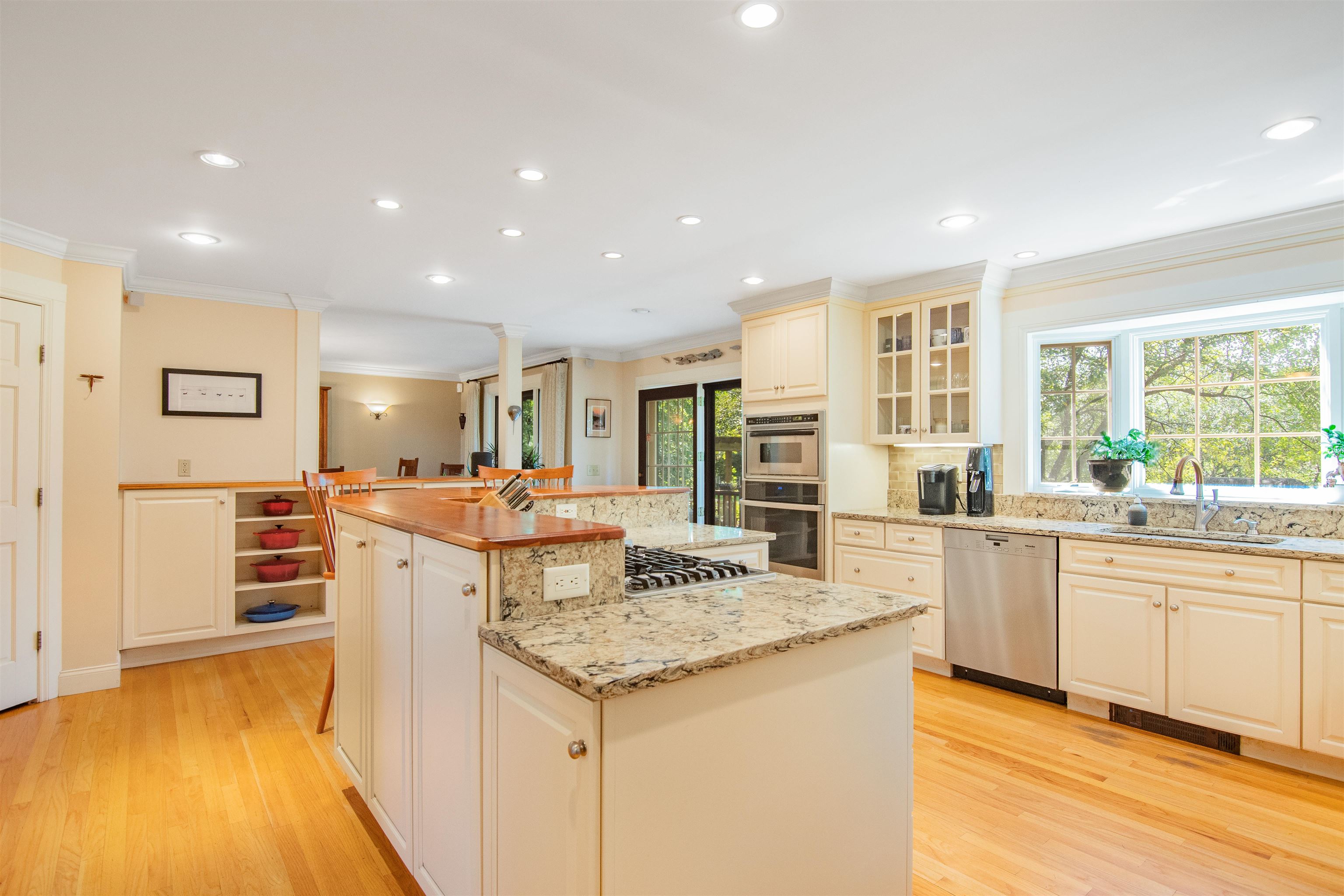 13 Meadow Drive Jericho, VT 05465 - Photo 7 of 40