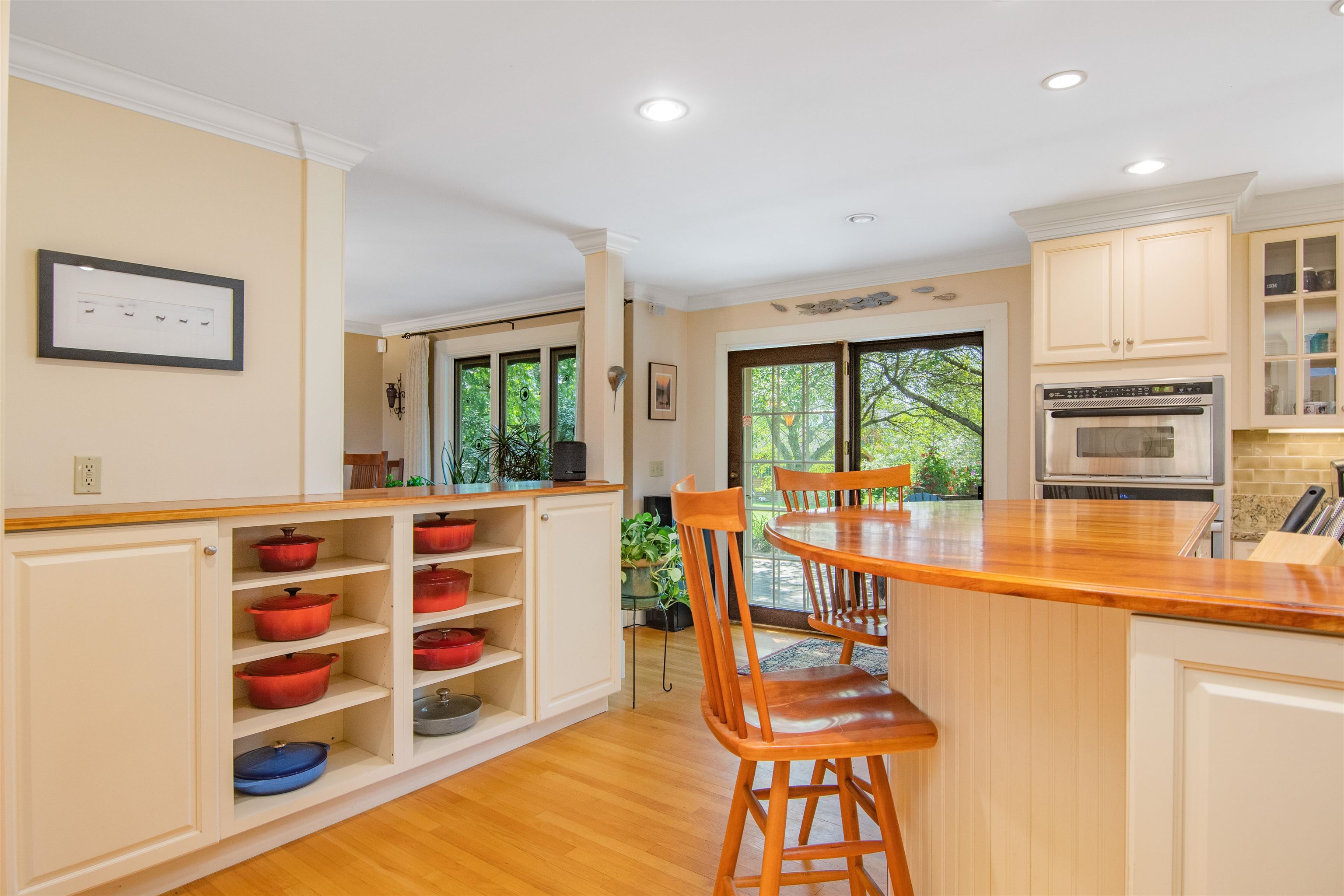 13 Meadow Drive Jericho, VT 05465 - Photo 8 of 40