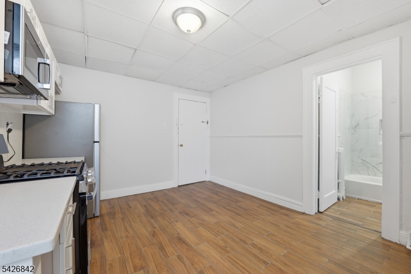 68 Mill Street, Unit 2 Belleville, NJ 07109 - Photo 4 of 11