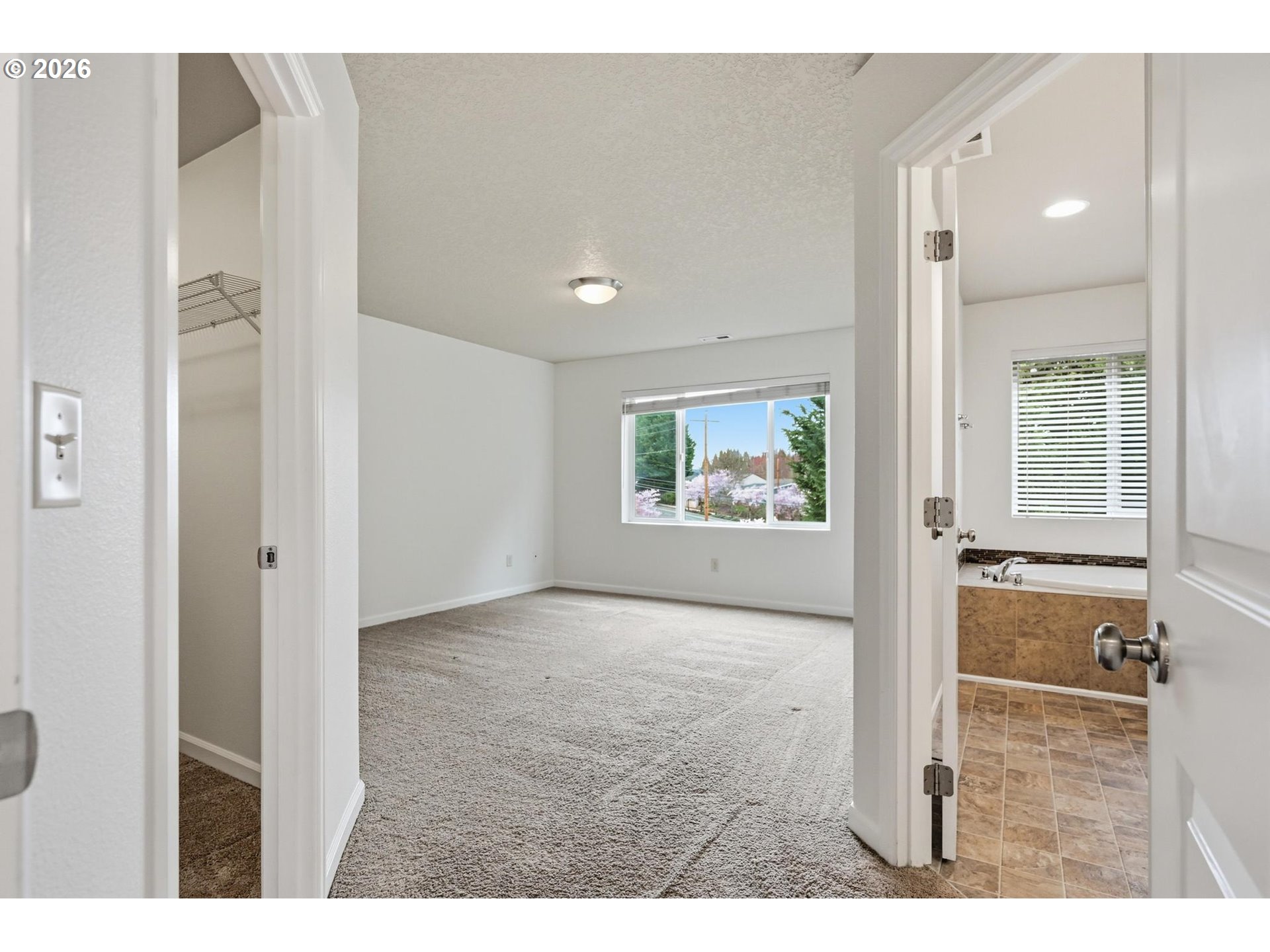 20881 Southwest Edgemont Street Beaverton, OR 97003 - Photo 12 of 39