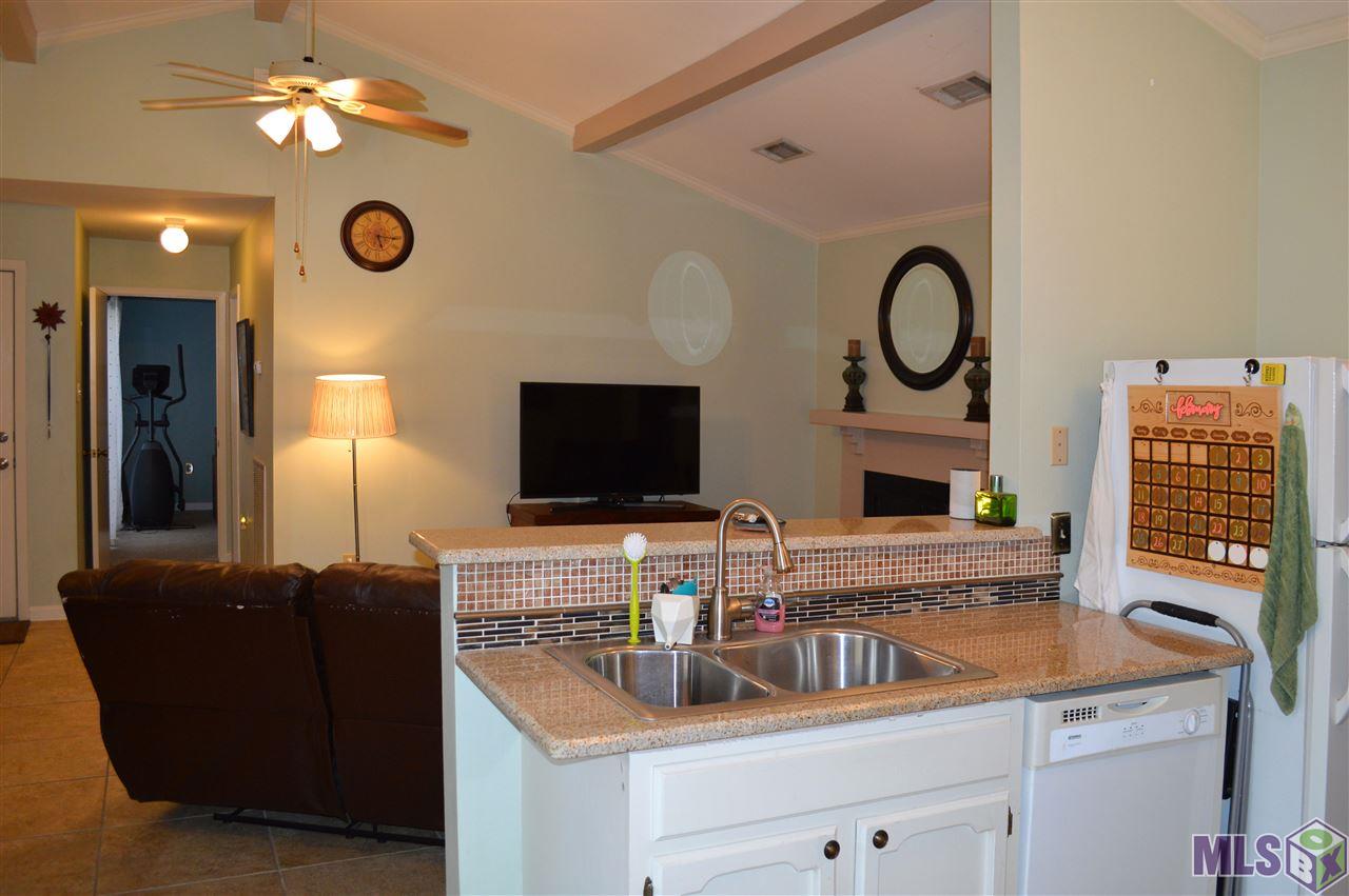 8030 Pennth Avenue, Unit B Baton Rouge, LA 70809 - Photo 4 of 14 Gallery Image 4