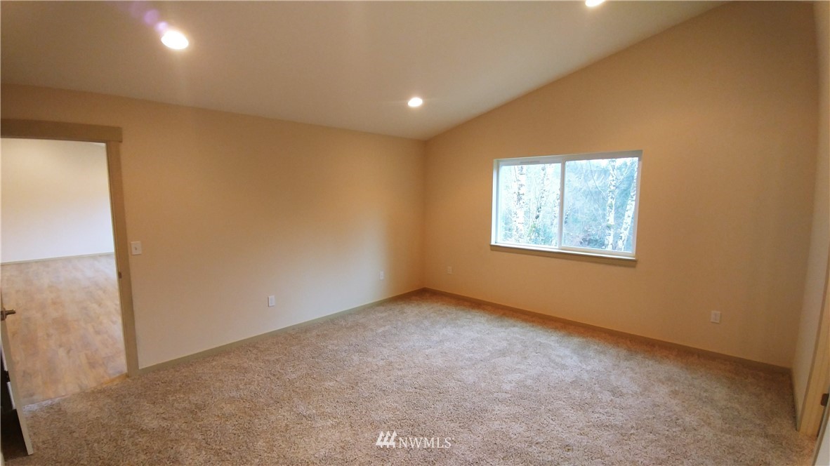 1125 East Sunset Hill Road Shelton, WA 98584 - Photo 13 of 25