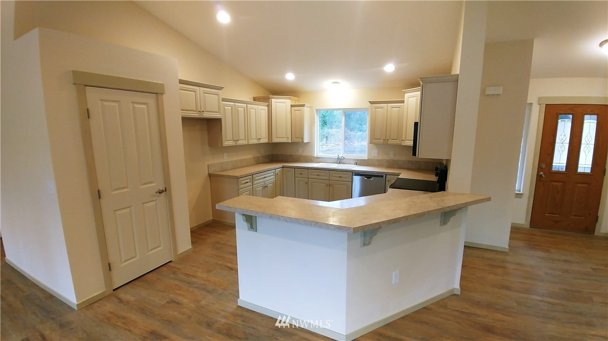 1125 East Sunset Hill Road Shelton, WA 98584 - Photo 6 of 25