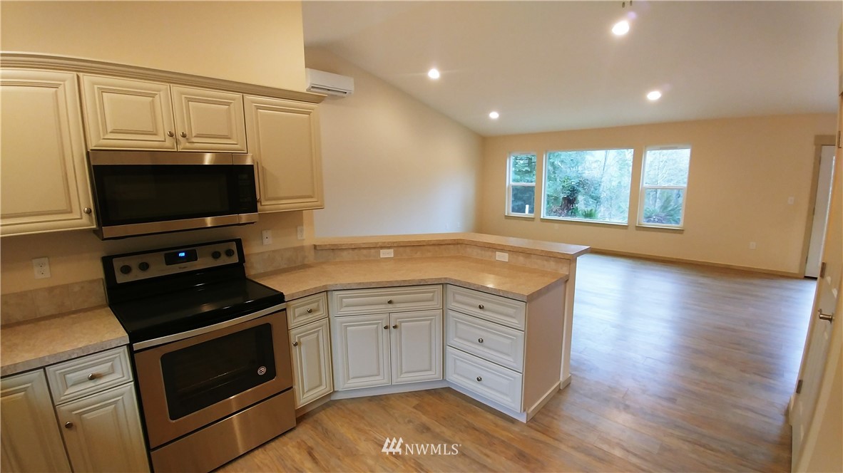 1125 East Sunset Hill Road Shelton, WA 98584 - Photo 9 of 25