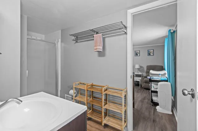 $269,900 | 929 Harding Street, Menasha, WI 54952