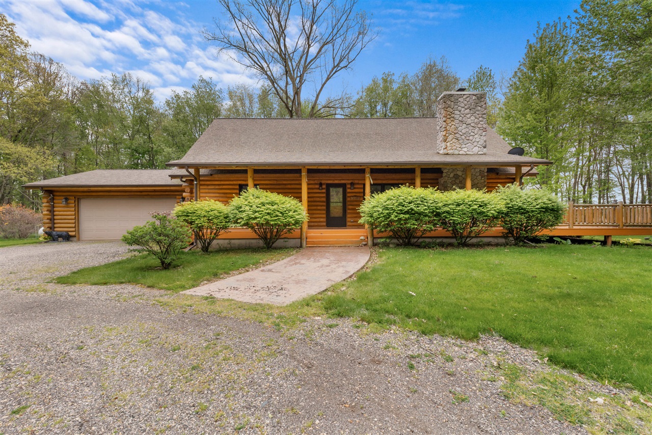 12215 Goffe Road Jonesville, MI 49250 - Photo 4 of 64