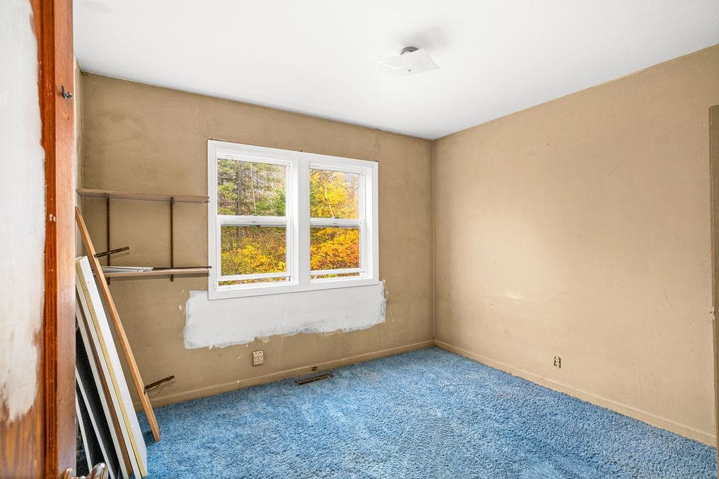 1041 Main Street Silver Bay, MN 55614 - Photo 14 of 40