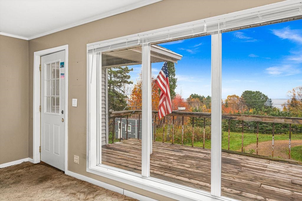 1041 Main Street Silver Bay, MN 55614 - Photo 2 of 40