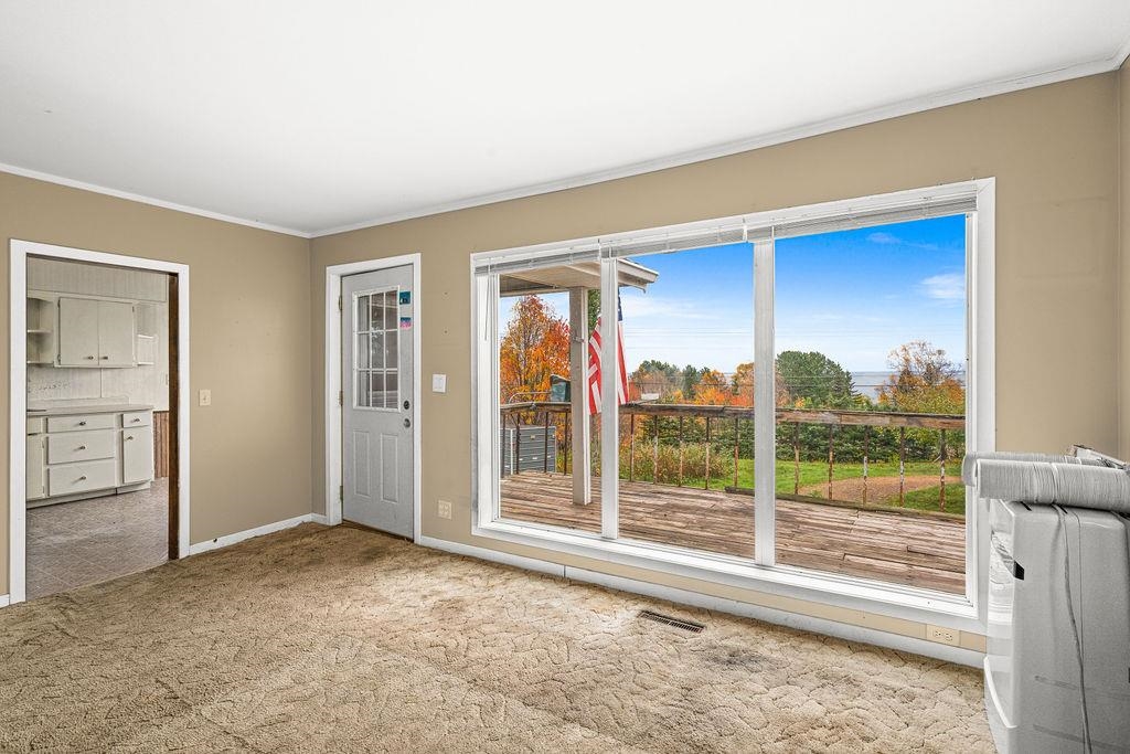 1041 Main Street Silver Bay, MN 55614 - Photo 3 of 40