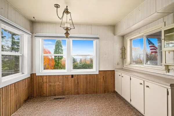 $225,000 | 1041 Main Street, Silver Bay, MN 55614