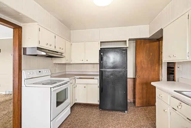 $225,000 | 1041 Main Street, Silver Bay, MN 55614