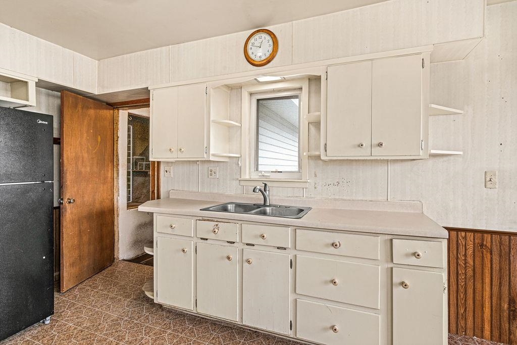 1041 Main Street Silver Bay, MN 55614 - Photo 9 of 40