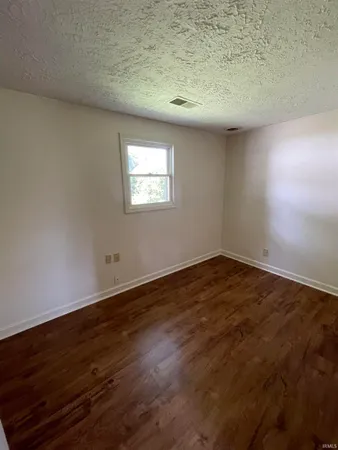 $825 | 415 North Kimble Drive, Unit DUPLEX A, Bloomington, IN 47404