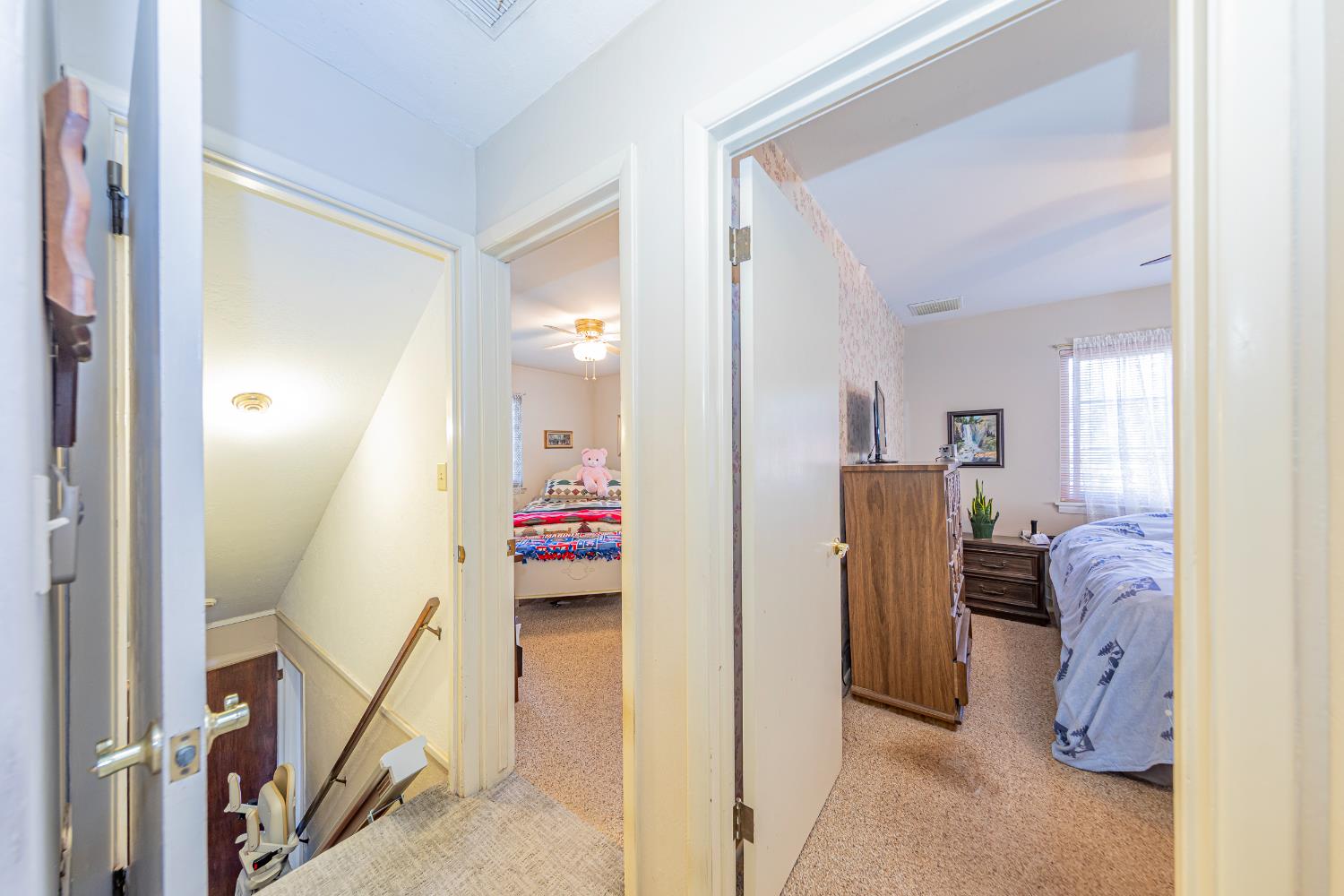 42585 Buckeye Road Oakhurst, CA 93644 - Photo 22 of 55 a view of a hallway with furniture and closet area