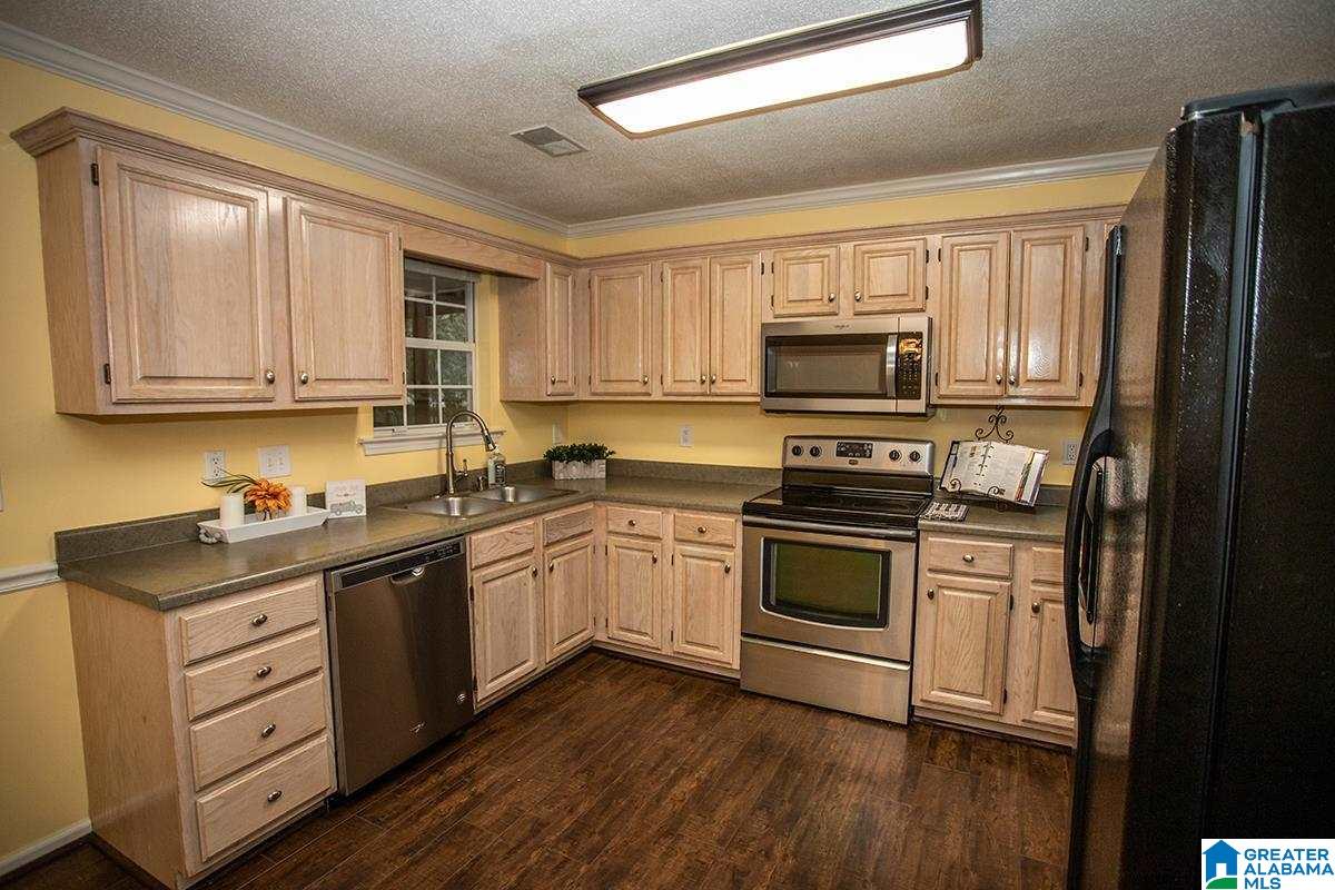 102 Juniper Circle Pelham, AL 35124 - Photo 10 of 33