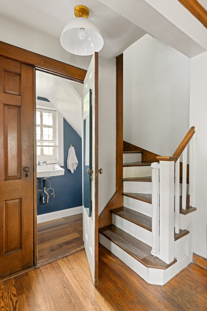 24 Middagh Street Brooklyn, NY 11201 - Photo 28 of 34 a view of entryway and hall with wooden floor