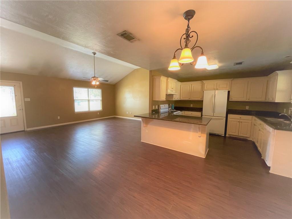 752 Bozo Road Lake Charles, LA 70611 - Photo 6 of 13 Gallery Image 6