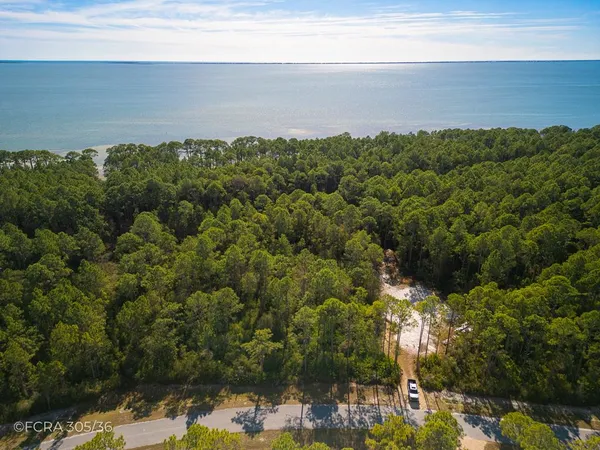 $80,000 | 306 Gramercy Plantation Boulevard, Eastpoint, FL 32328