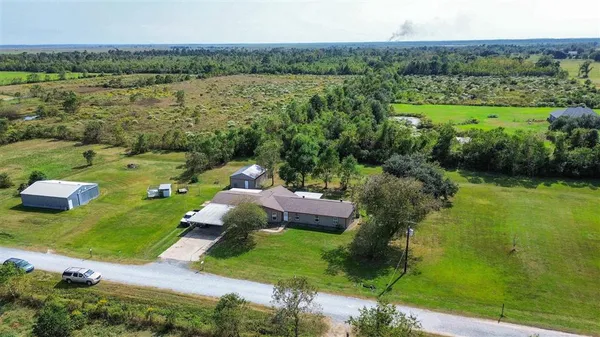 $265,000 | 5633 Cormier Road, Vinton, LA 70668