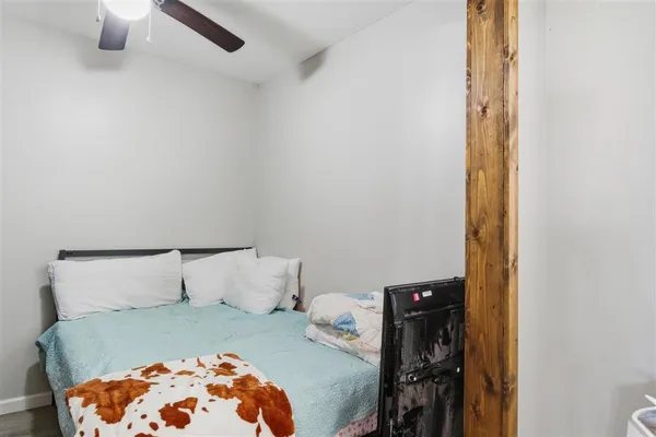 $265,000 | 5633 Cormier Road, Vinton, LA 70668