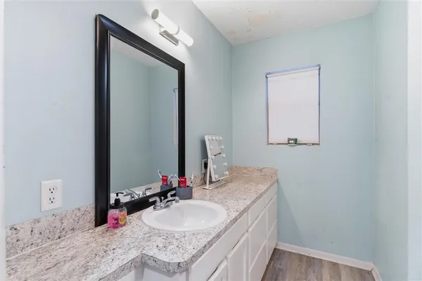 $265,000 | 5633 Cormier Road, Vinton, LA 70668