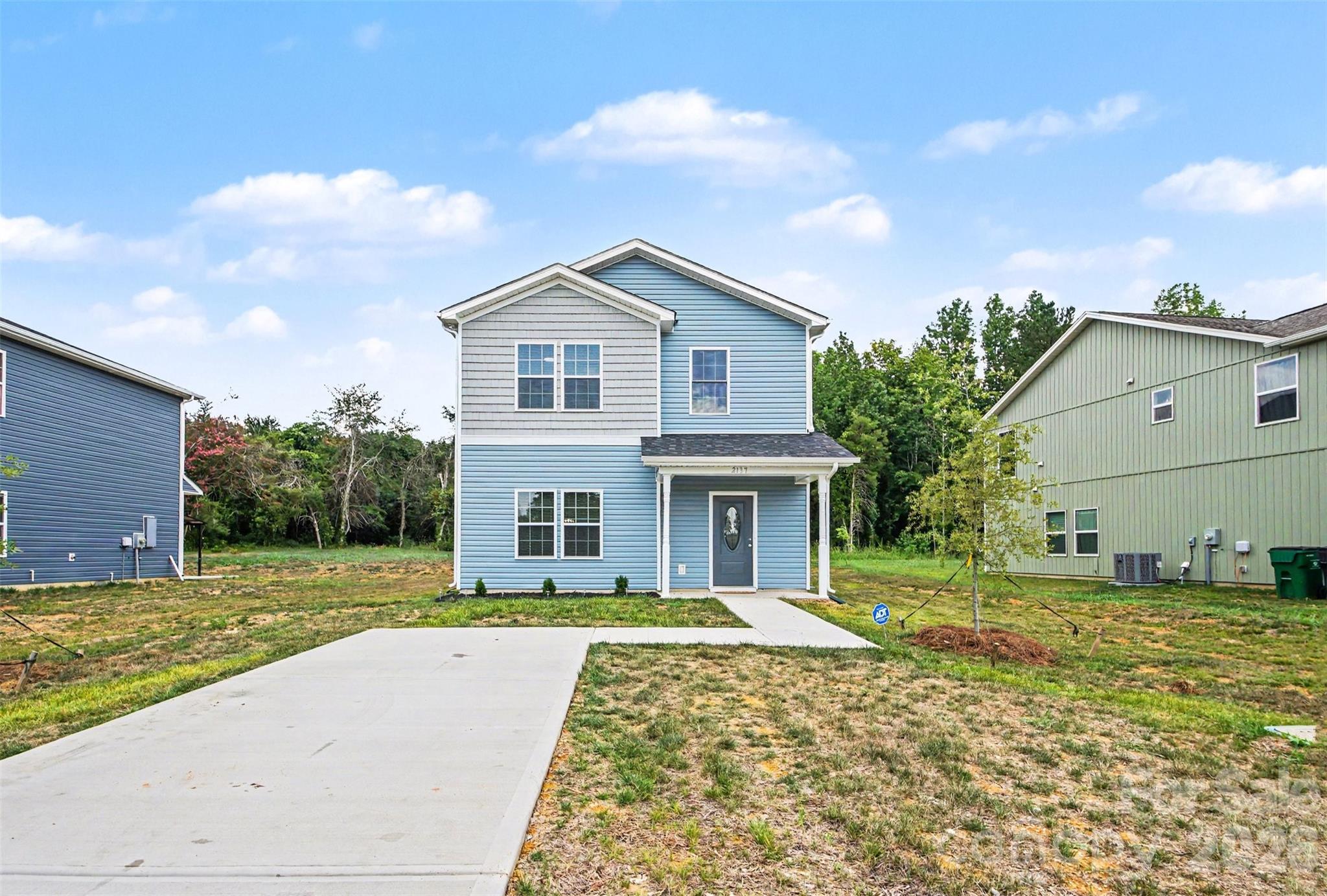 2137 Tom Sadler Road Charlotte, NC 28214 - Photo 2 of 31