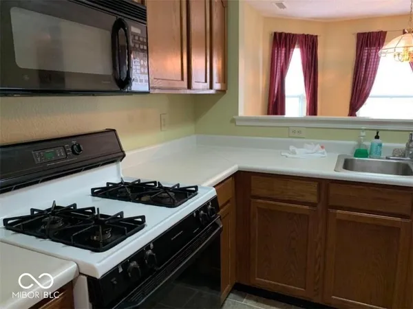 $2,390 | 12656 Crescent Drive, Carmel, IN 46032