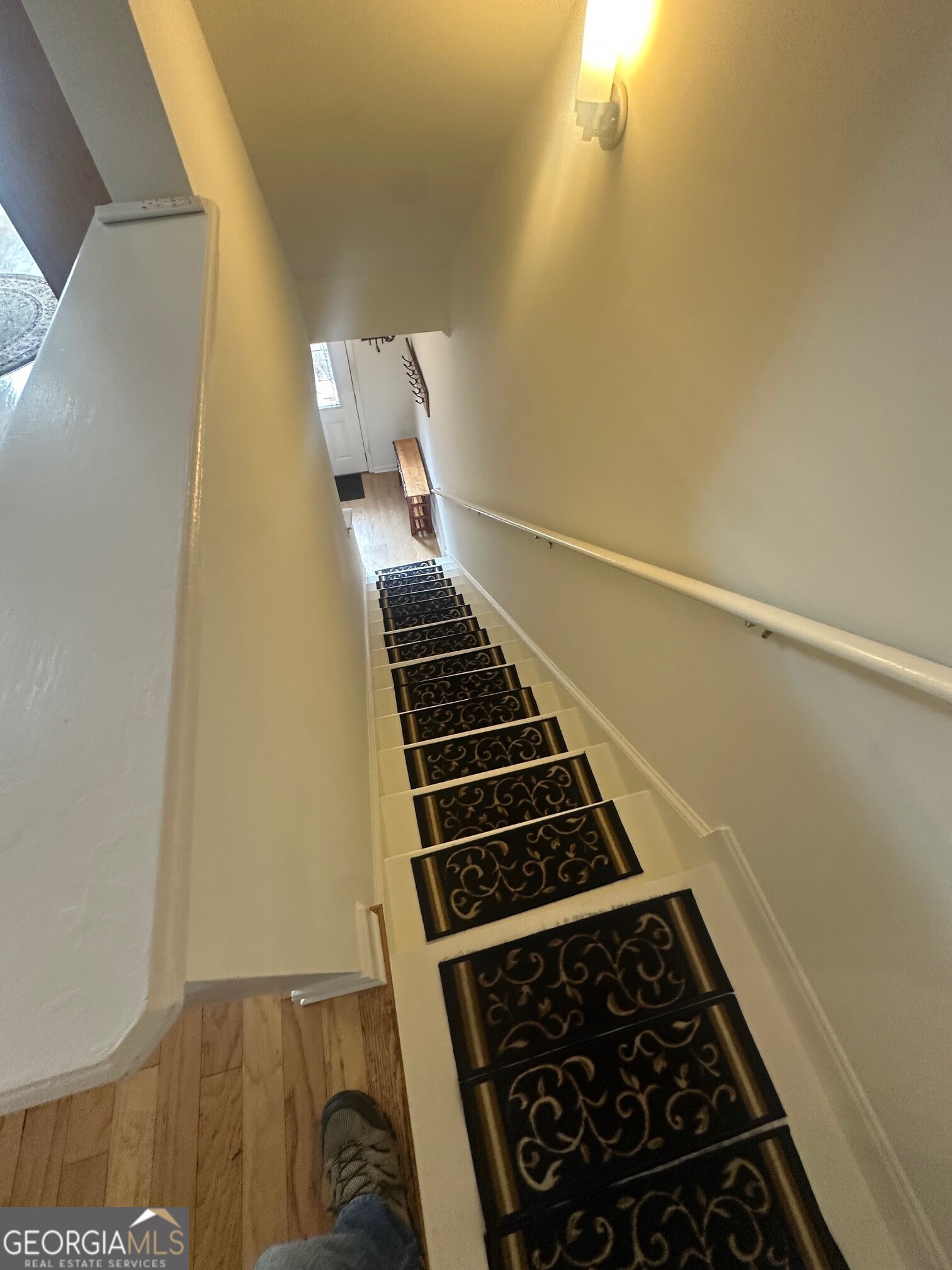 3060 Lauren Parc Road Decatur, GA 30032 - Photo 13 of 34 a view of entryway and gallery