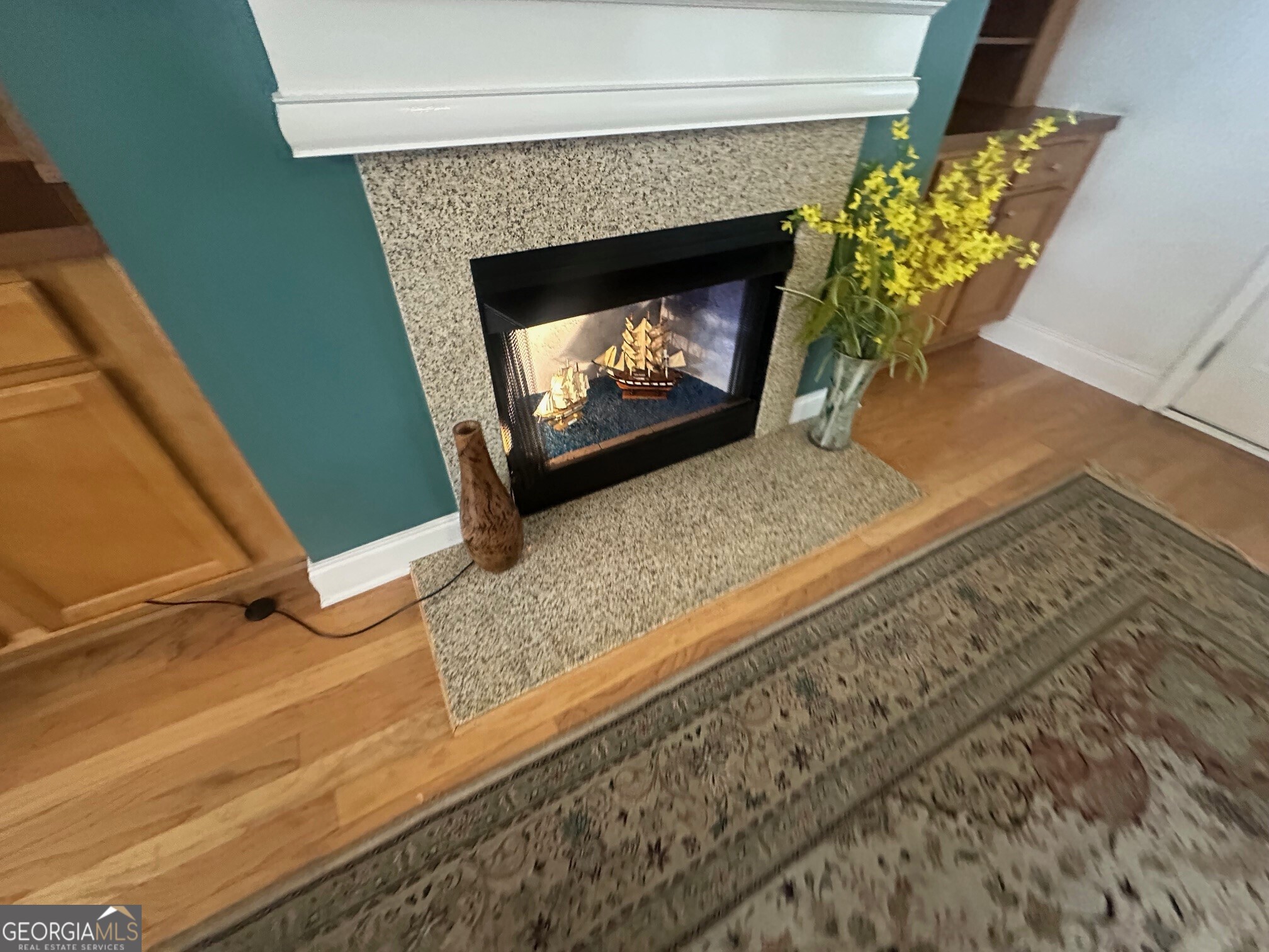 3060 Lauren Parc Road Decatur, GA 30032 - Photo 15 of 34 a living room with a fireplace