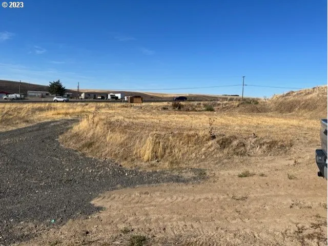 a view of an ocean beach