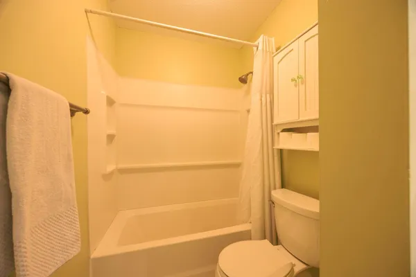 $145,000 | 183 Little Canada Road East, Unit 310, Little Canada, MN 55117