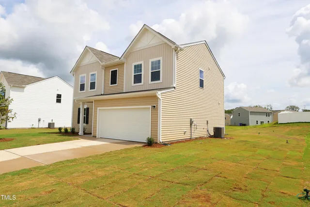 $304,890 | 927 Dassault Ln Spring, Spring Hope, NC 27882