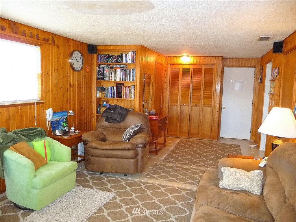 304 North Earl Road Moses Lake, WA 98837 - Photo 11 of 20 Gallery Image 11