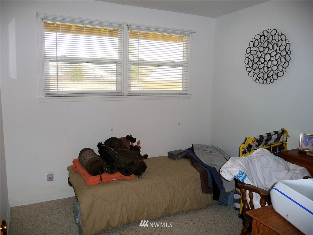 304 North Earl Road Moses Lake, WA 98837 - Photo 15 of 20 Gallery Image 15
