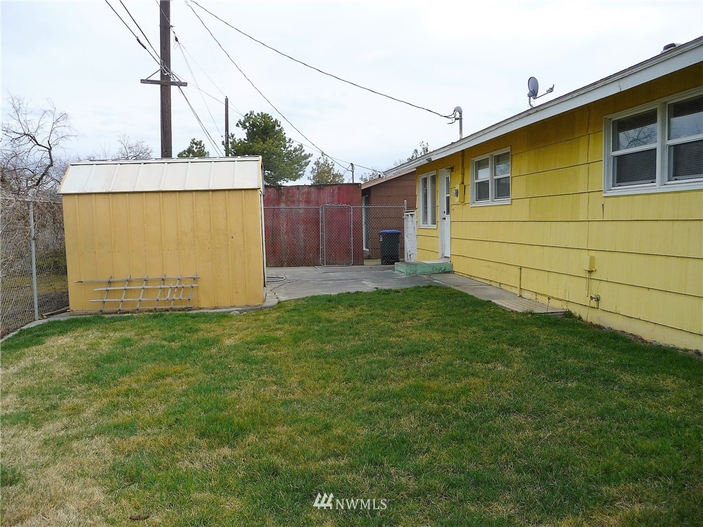 304 North Earl Road Moses Lake, WA 98837 - Photo 19 of 20 Gallery Image 19