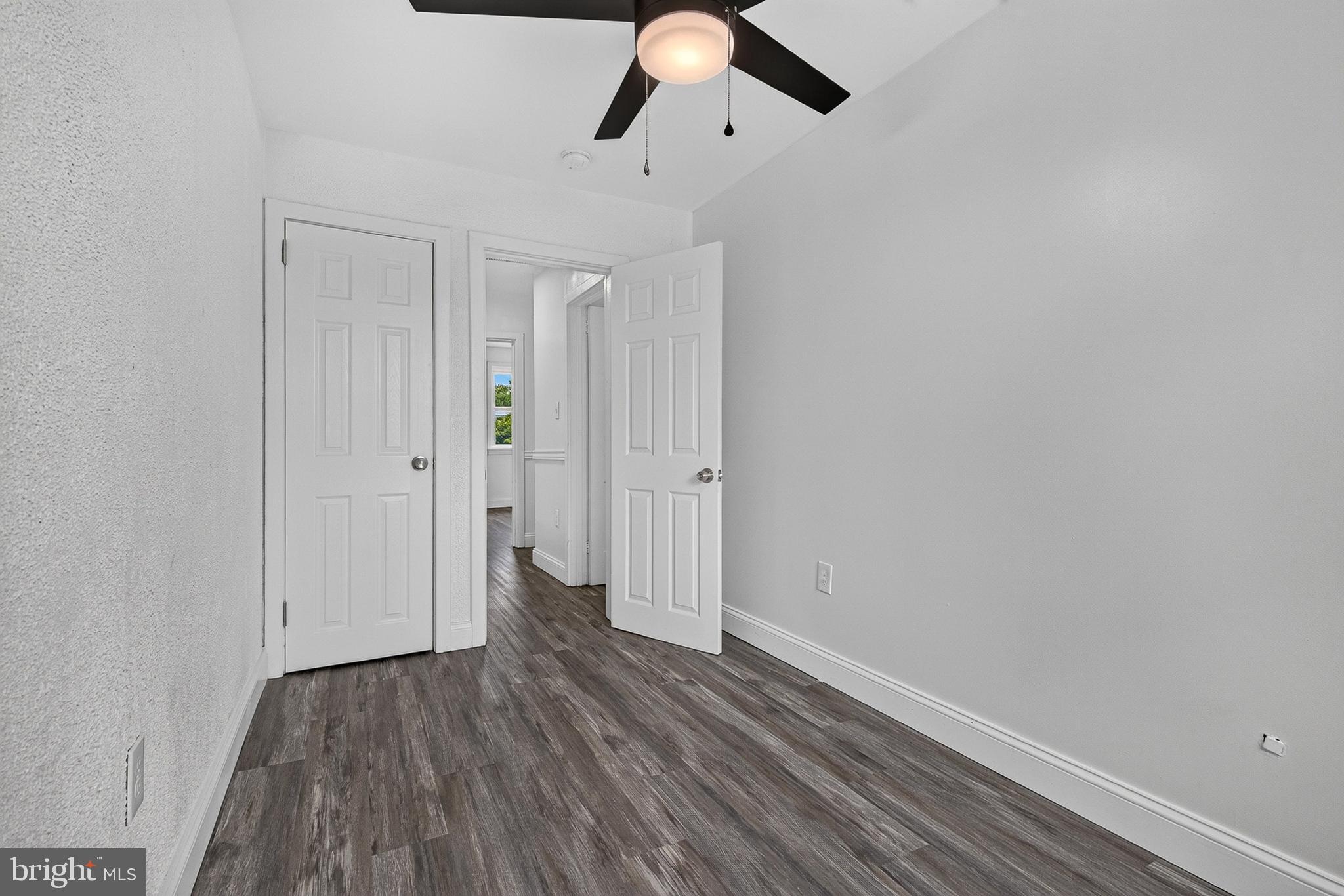 3805 8th Street Baltimore, MD 21225 - Photo 22 of 36