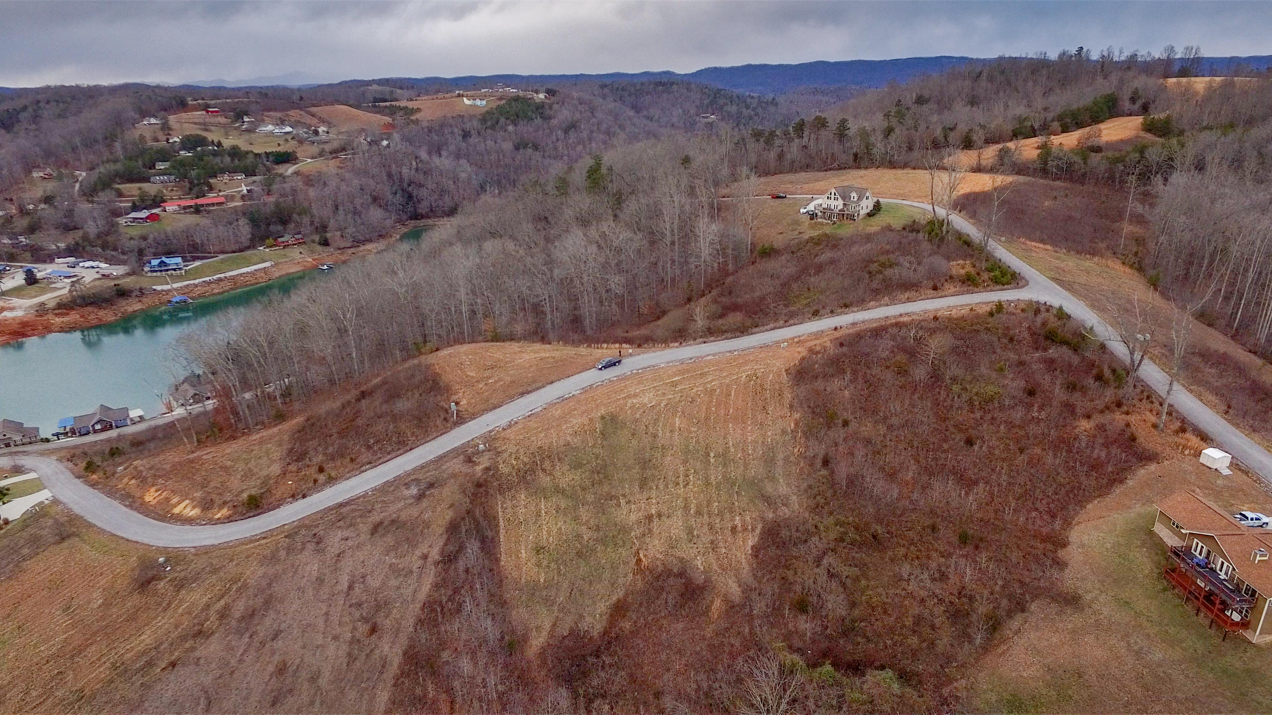 Cameron Loop La Follette, TN 37766 - Photo 4 of 18 Cameron Loop-003
