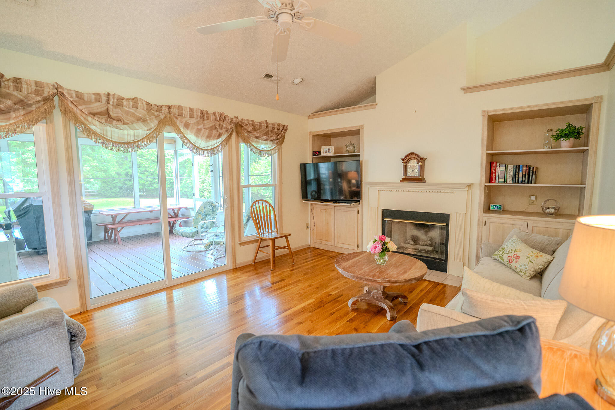 1171 Mt Pleasant Road Swansboro, NC 28584 - Photo 6 of 38 DSC07634