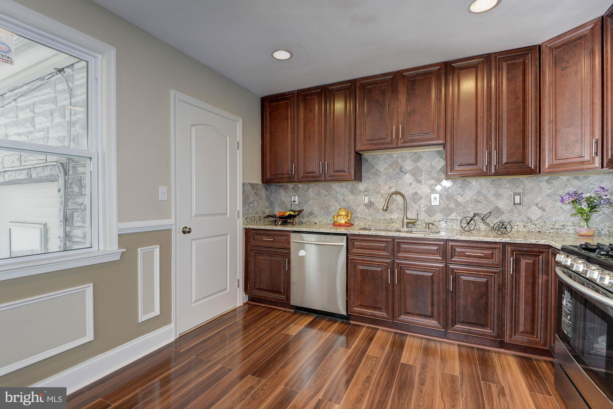 5658 Calyn Road Catonsville, MD 21228 - Photo 11 of 28 Kitchen