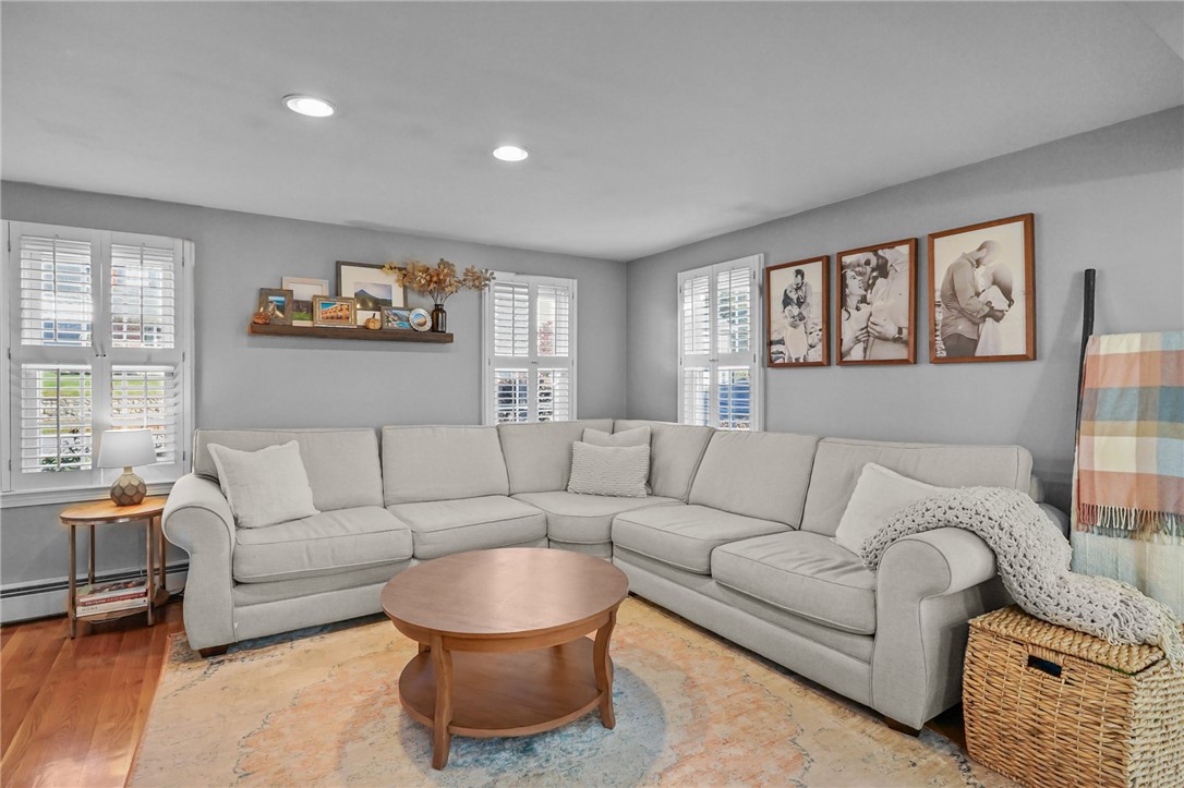 38 Angela Avenue Cranston, RI 02921 - Photo 18 of 49