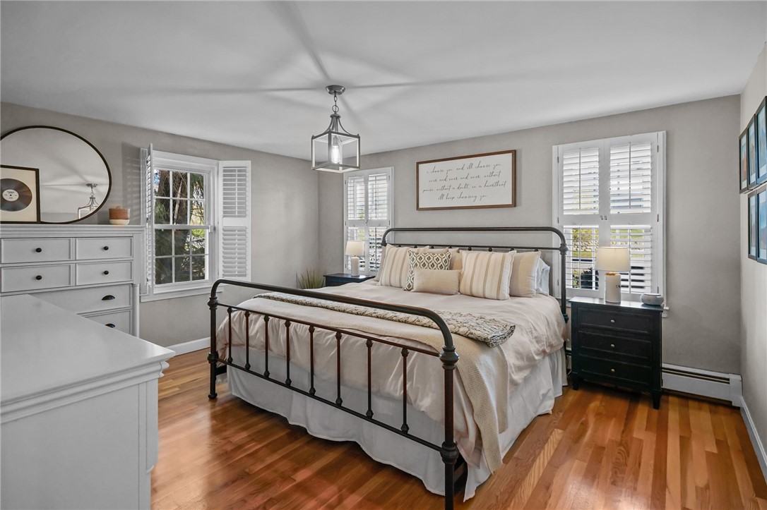 38 Angela Avenue Cranston, RI 02921 - Photo 3 of 49