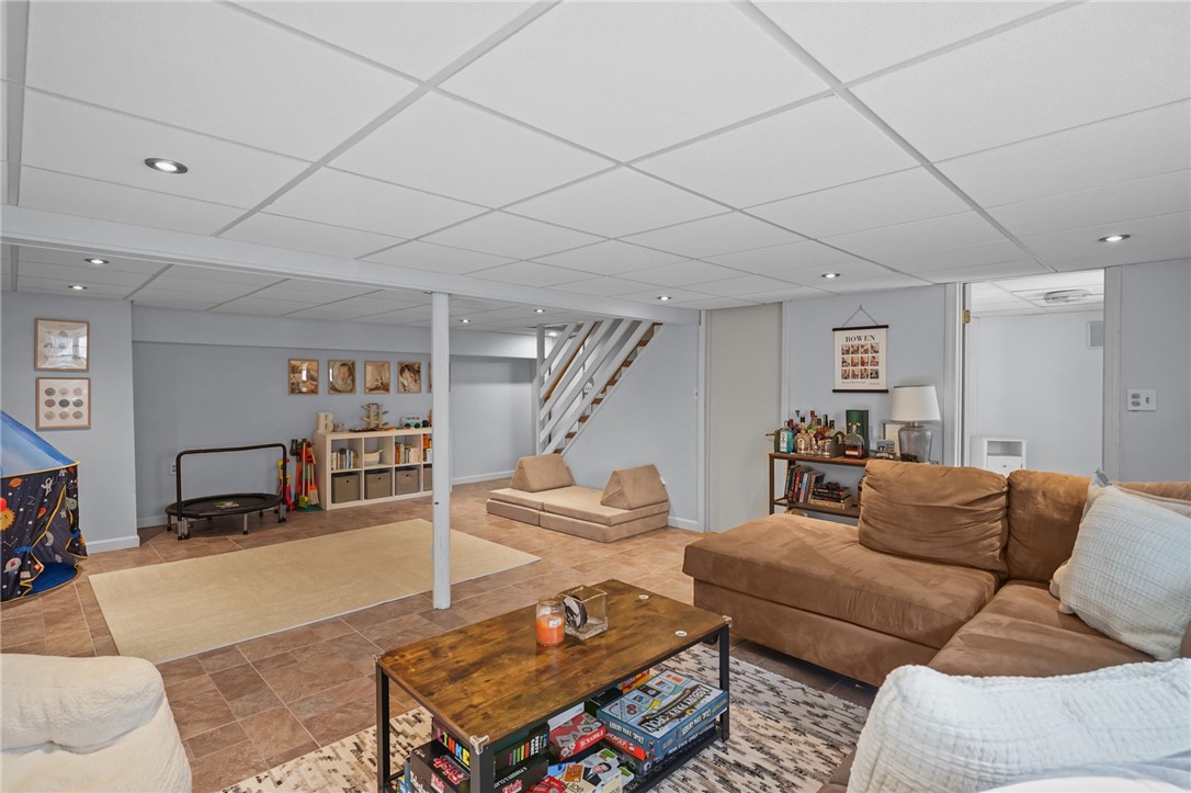 38 Angela Avenue Cranston, RI 02921 - Photo 40 of 49