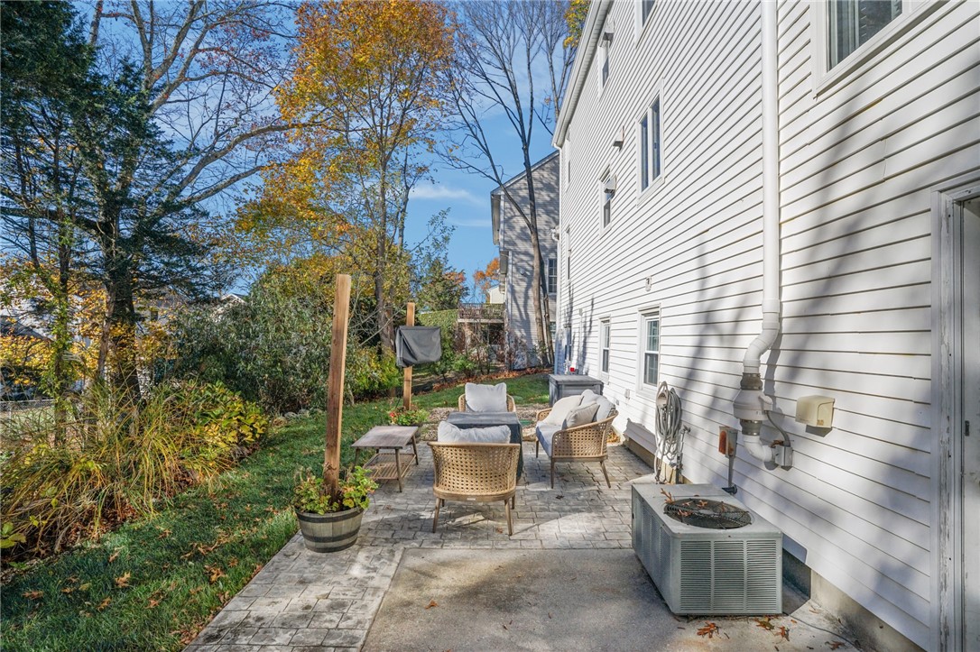 38 Angela Avenue Cranston, RI 02921 - Photo 45 of 49