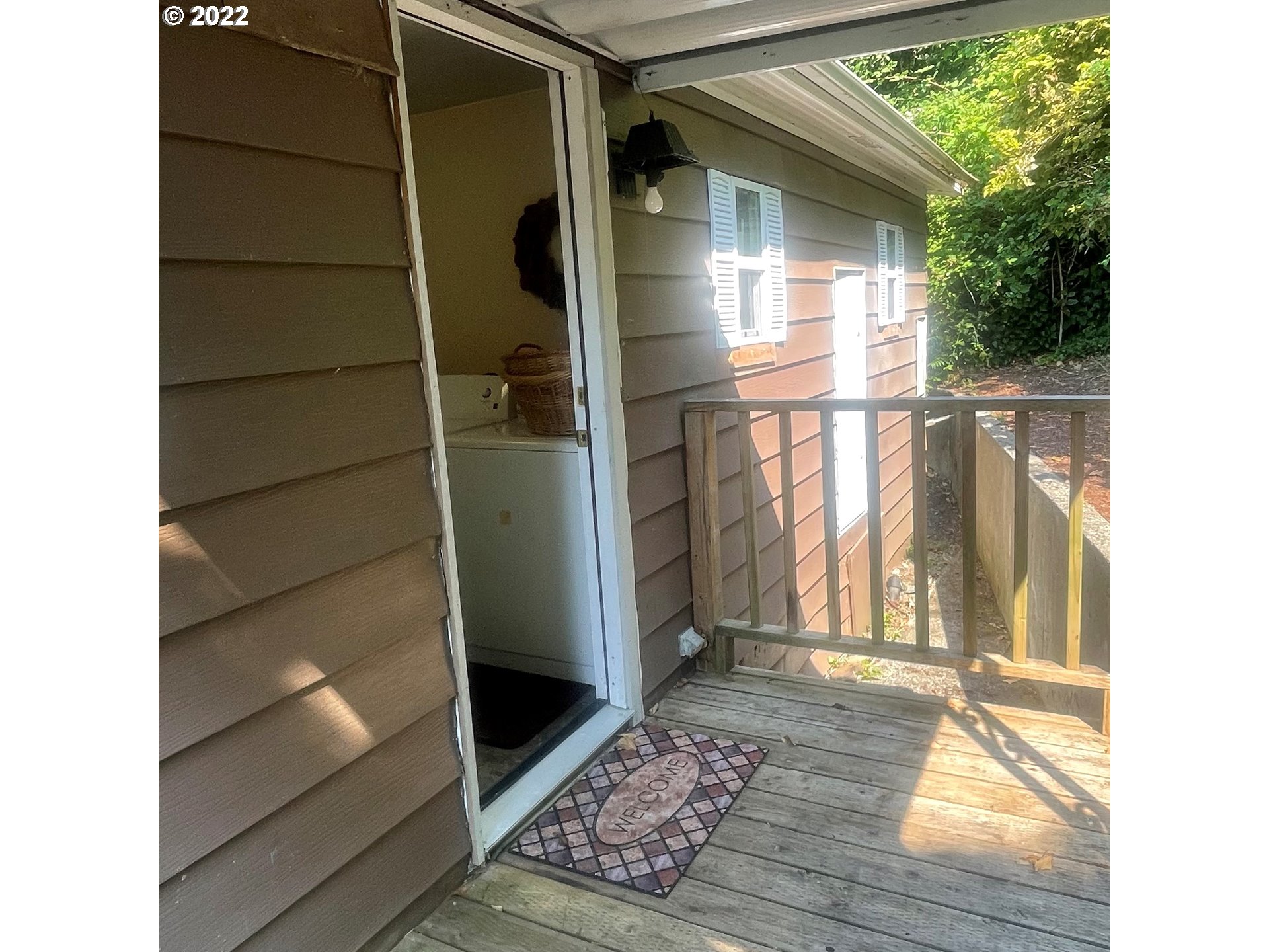 876 Vista Court Reedsport, OR 97467 - Photo 19 of 29 Exterior