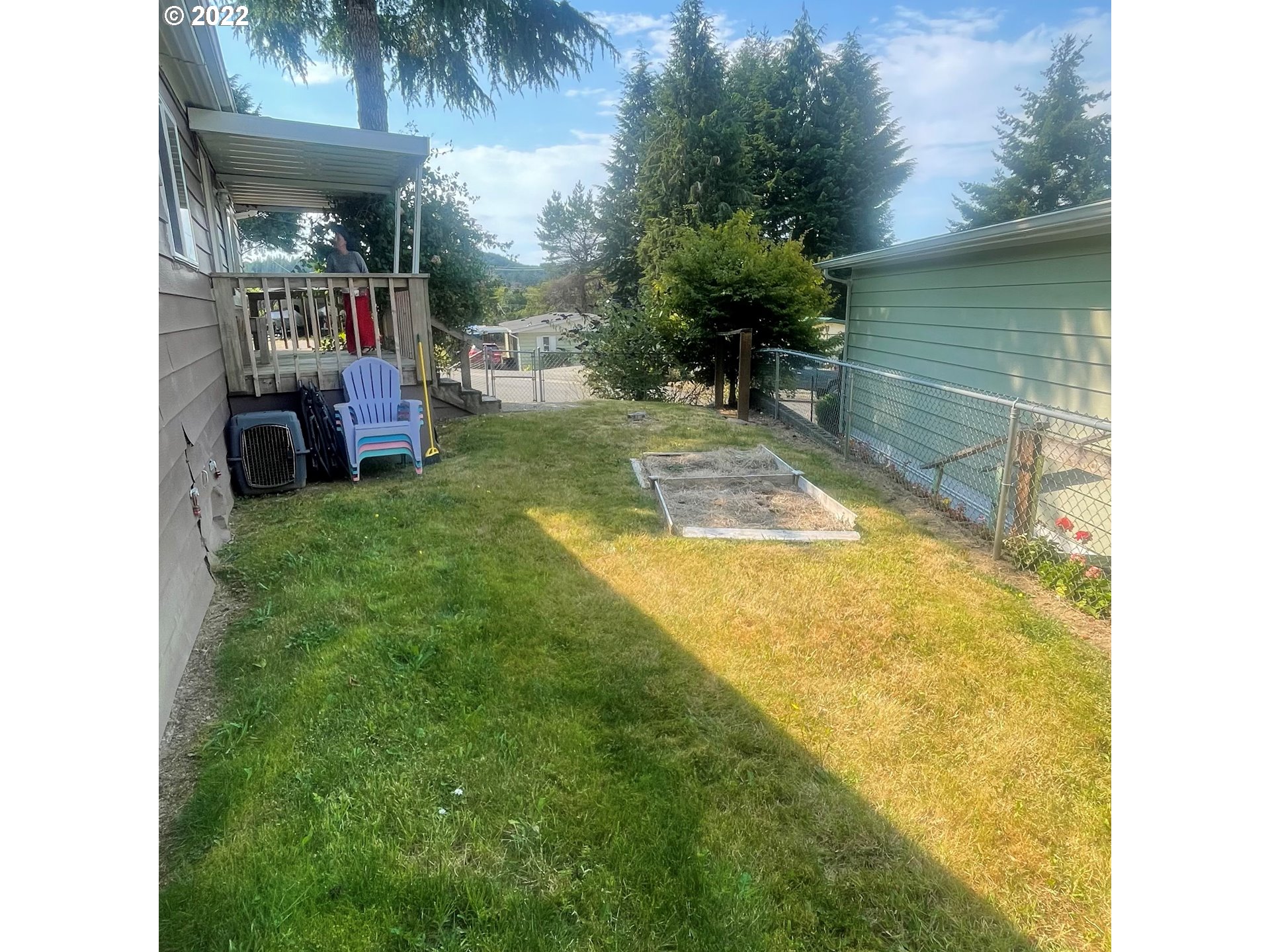 876 Vista Court Reedsport, OR 97467 - Photo 23 of 29 Yard