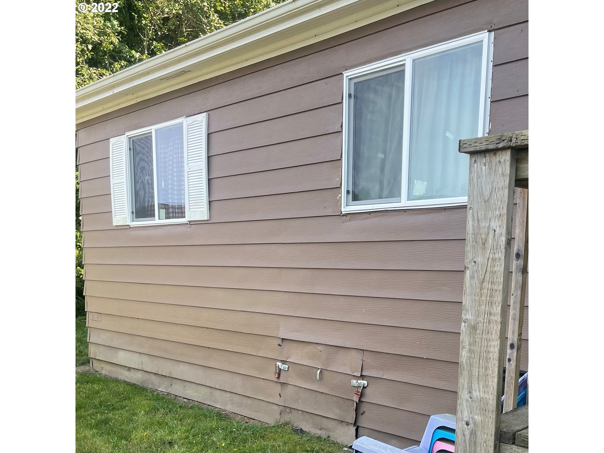 876 Vista Court Reedsport, OR 97467 - Photo 25 of 29 Exterior