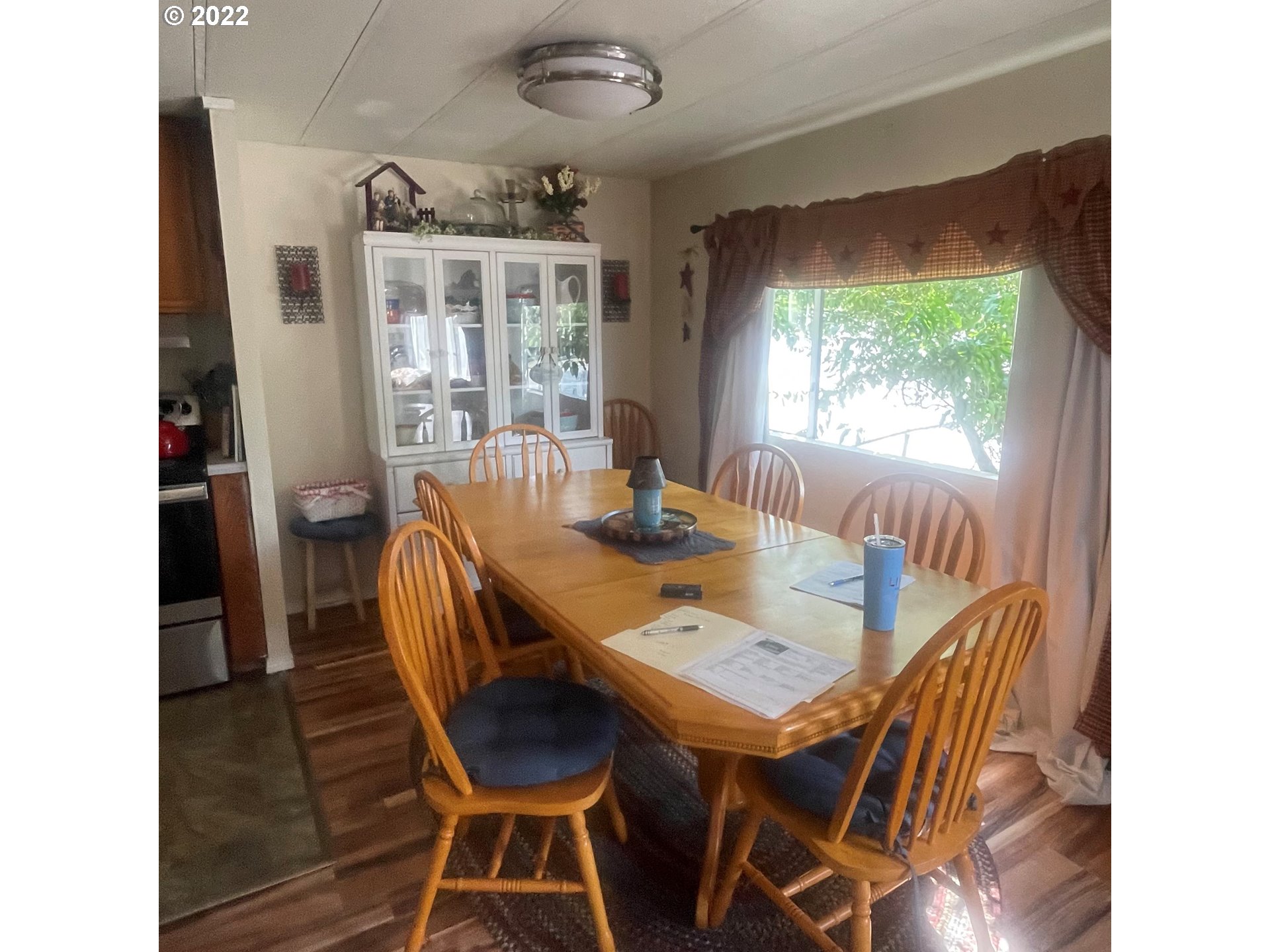 876 Vista Court Reedsport, OR 97467 - Photo 4 of 29 Dining Area