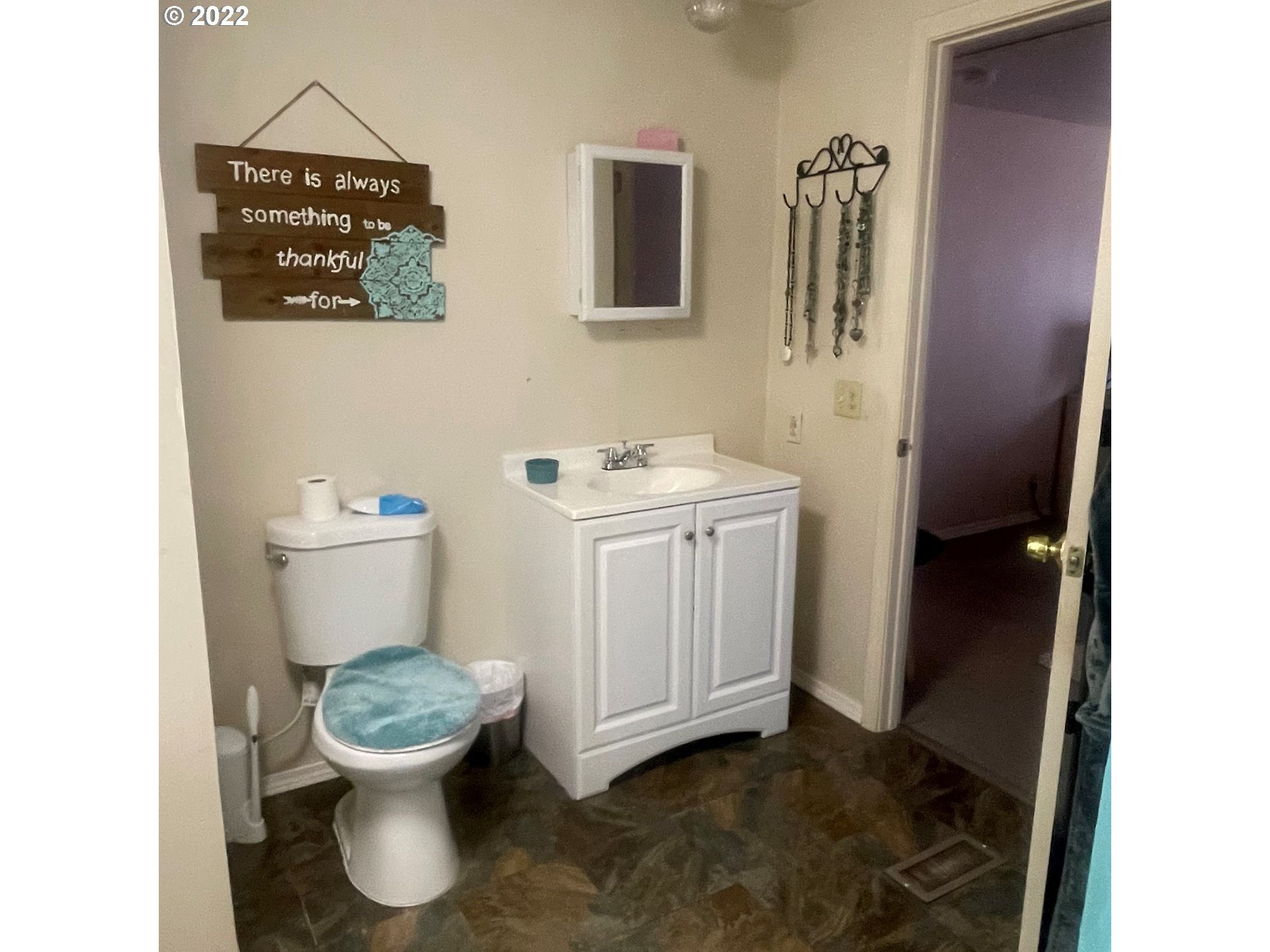 876 Vista Court Reedsport, OR 97467 - Photo 6 of 29 Bathroom